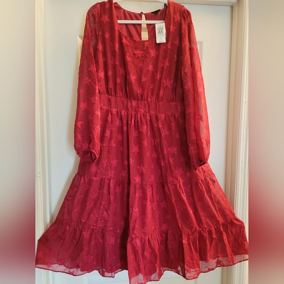 ⚘️ Torrid Red Ruched Midi Sundress with Bishop Sleeves - Picture 4 of 12